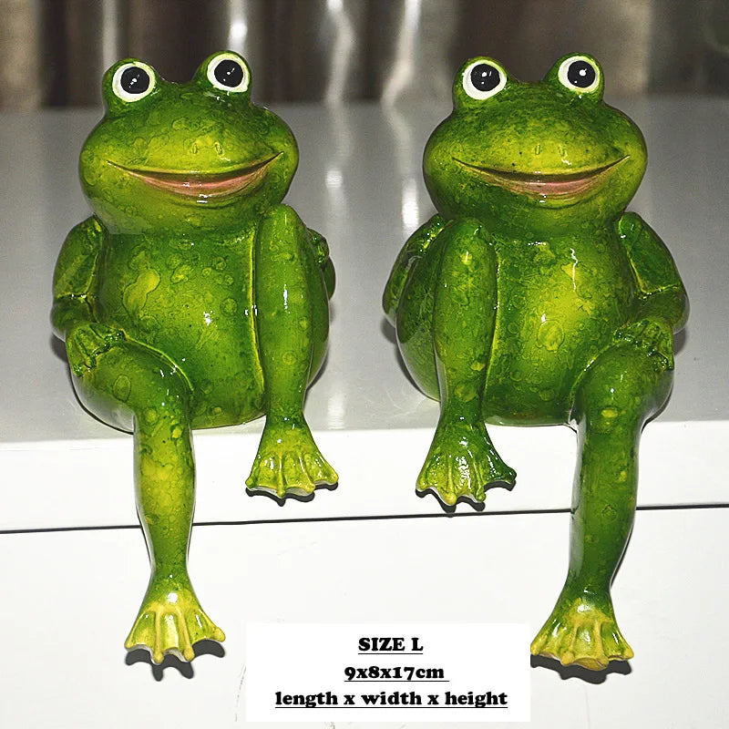 2pcs/Set Cute Resin Sitting Frogs Statue Outdoor Garden Store Decorative Frog Sculpture For Home Desk Garden Decor Ornament