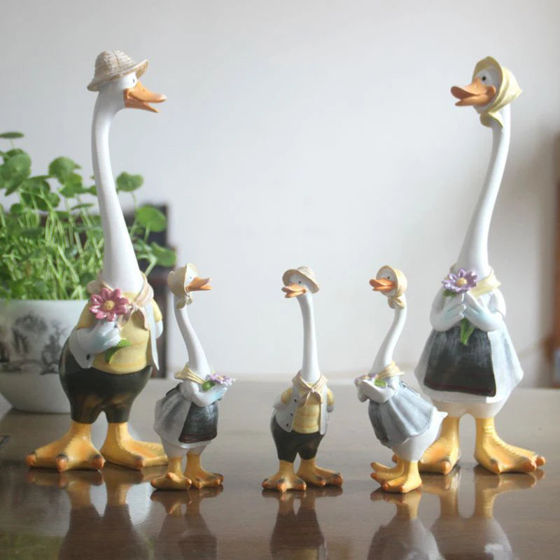 Garden Statue Resin Duck Craft Figurines Duck Family Member Courtyard Ornaments Artwork Animal Sculptures Modern Home Decor