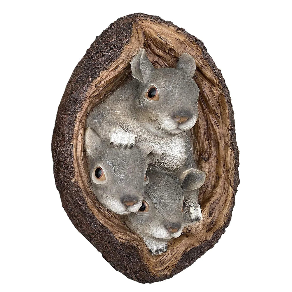 Squirrel Tree Hugger Yard Art Outdoor Tree Hole Statues Tree Face Decor Novelty Garden Decoration Outdoor Yard Art Sculpture