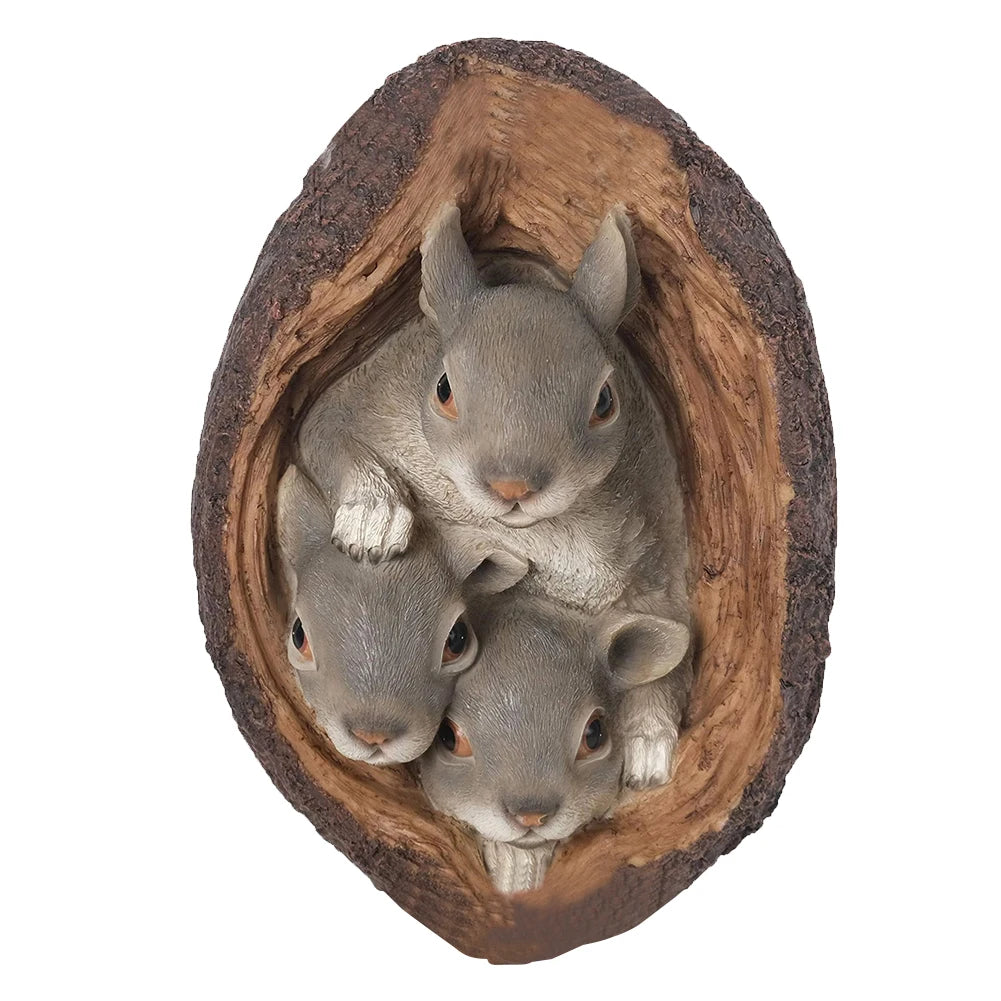Squirrel Tree Hugger Yard Art Outdoor Tree Hole Statues Tree Face Decor Novelty Garden Decoration Outdoor Yard Art Sculpture