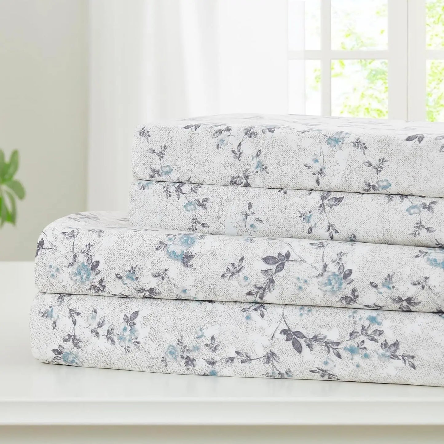 4-Piece Bedding Sheets & Pillowcase Set, Printed Extra Soft Deep Pocket Up To 16 Inch Mattress Forever Roses, Bedding Set