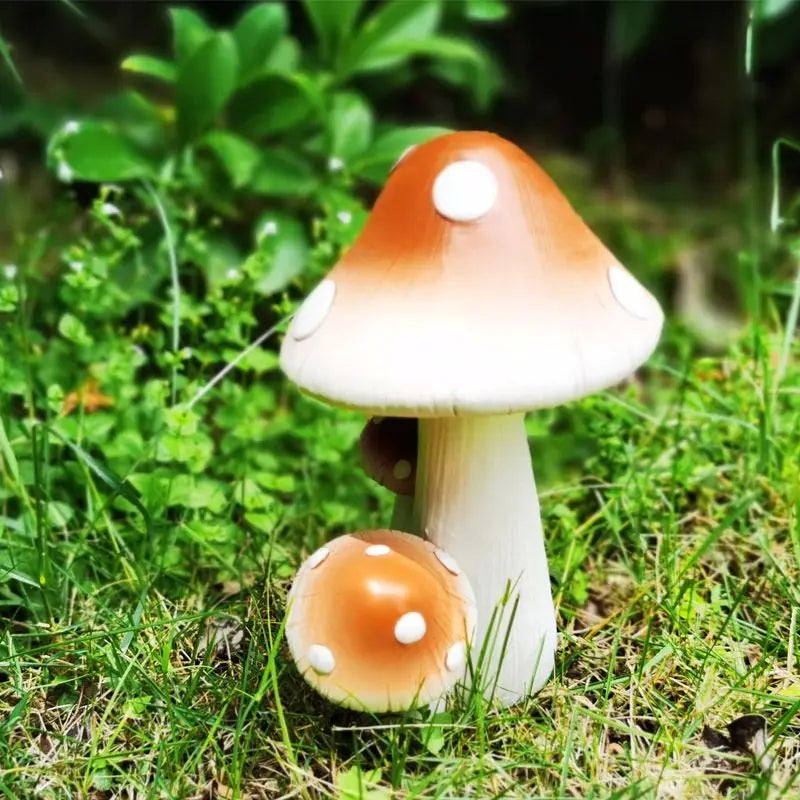 Outdoor Simulation Mushroom Red Umbrella White Pole Resin Decoration items Garden Balcony Lawn Accessories Home Furnishing Decor