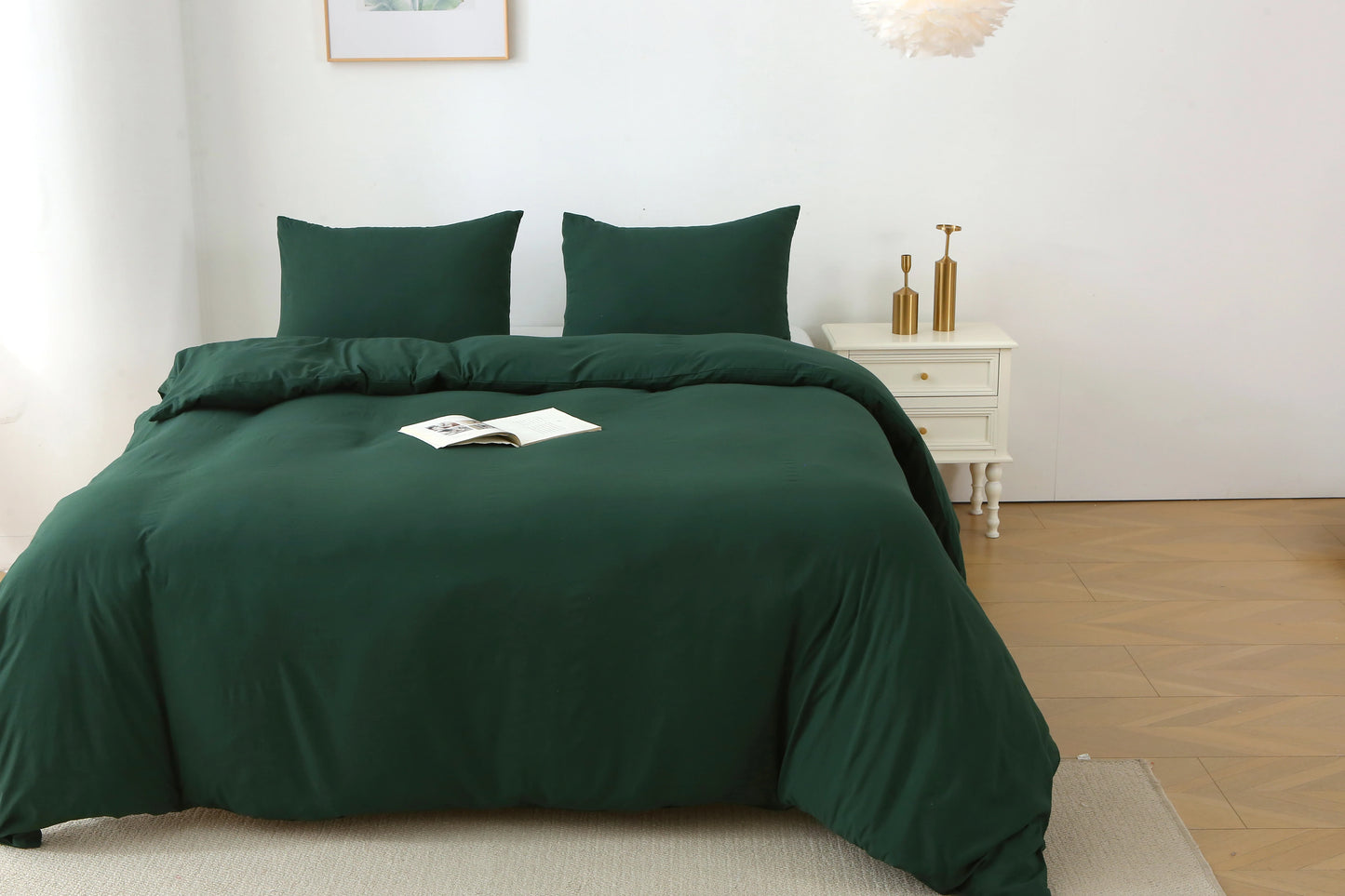 3 Pieces Solid Color Bedding Set with 1 Duvet Cover and 2 Pillow Shams, Comforter Not Included (King Size, Green)