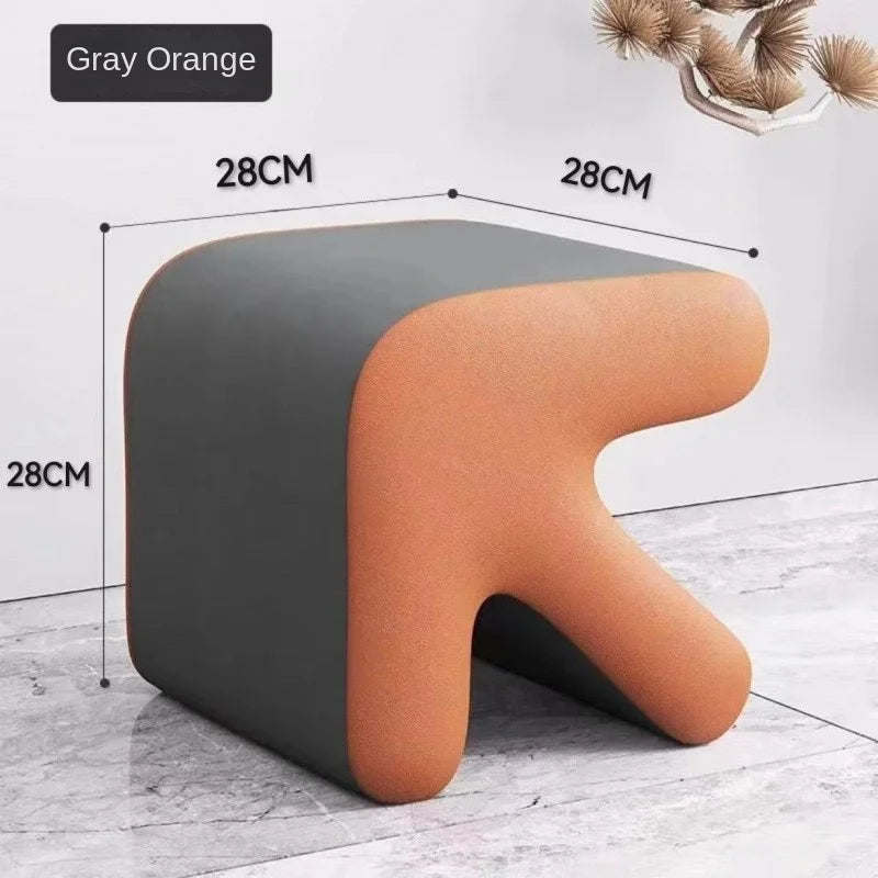 Realife Nordic Fitting Room Arrow Small Stool For Home Use Shoe Changing Stool Entrance Living Room Sofa Side Creative Low Stool