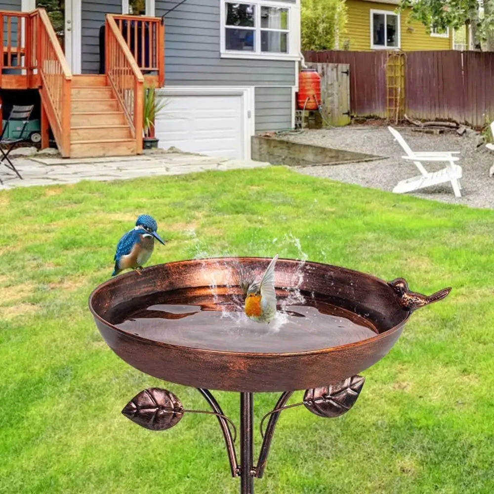 Garden Decor Iron Bird Feeder Plugin Large Capacity Convenient Bird Bathtub Durable Retro Bird Feeding Dish Container