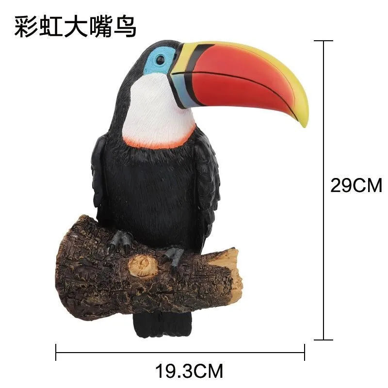 Toucan Bird Figurine Tree Hugger Decor Hanging Resin Ornaments Garden Statue Creative Simulation Animal Yard Wall Decoration