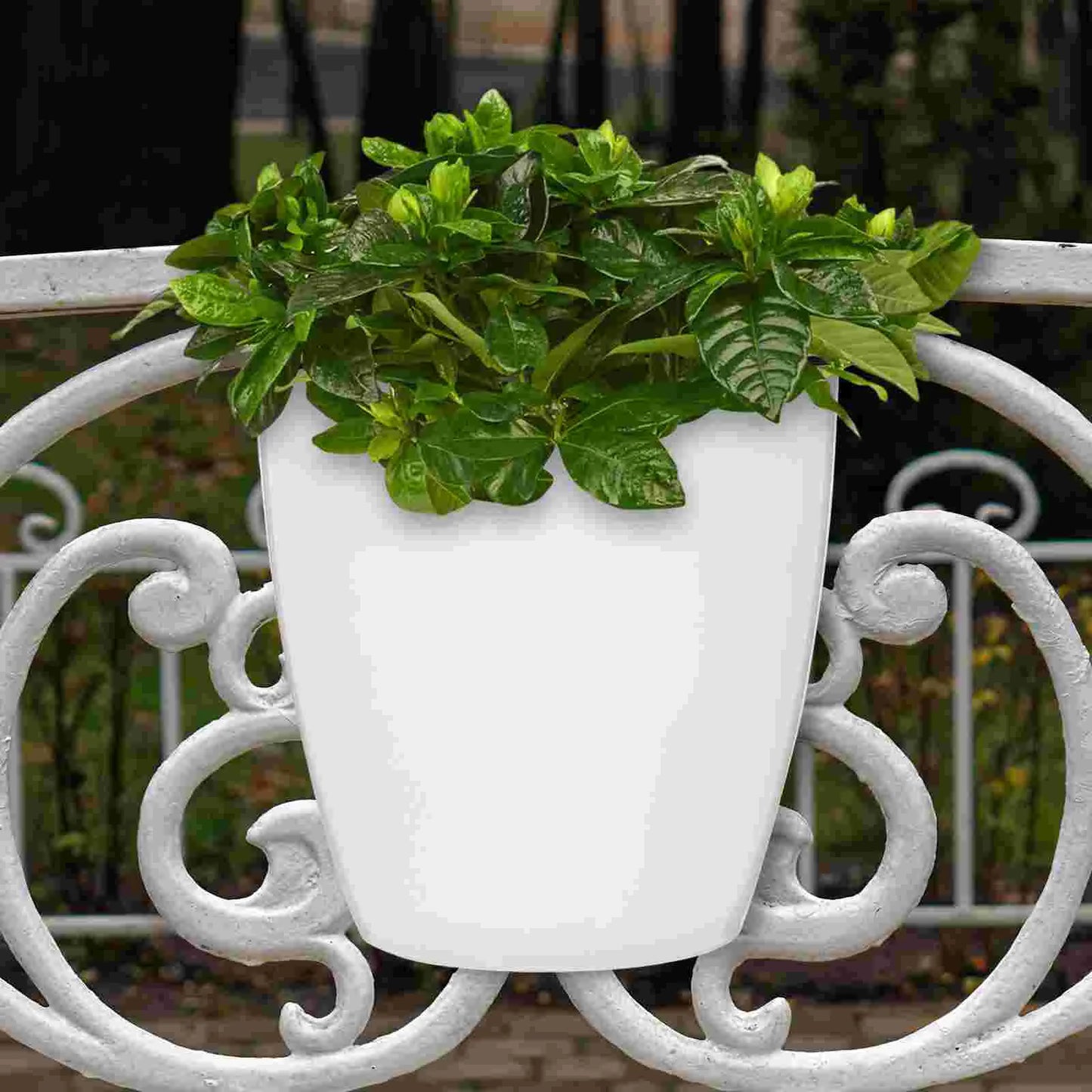 7 Pcs Flowerpot Pots Wall-mounted Self Watering Plastic Planters for Plants