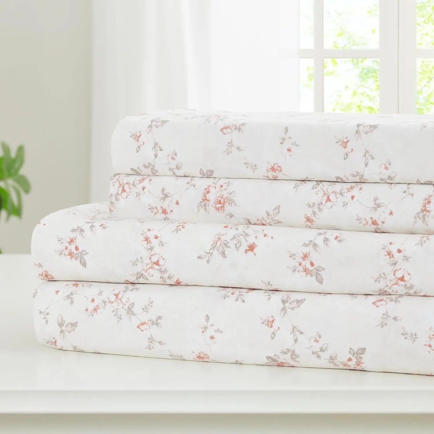4-Piece Bedding Sheets & Pillowcase Set, Printed Extra Soft Deep Pocket Up To 16 Inch Mattress Forever Roses, Bedding Set