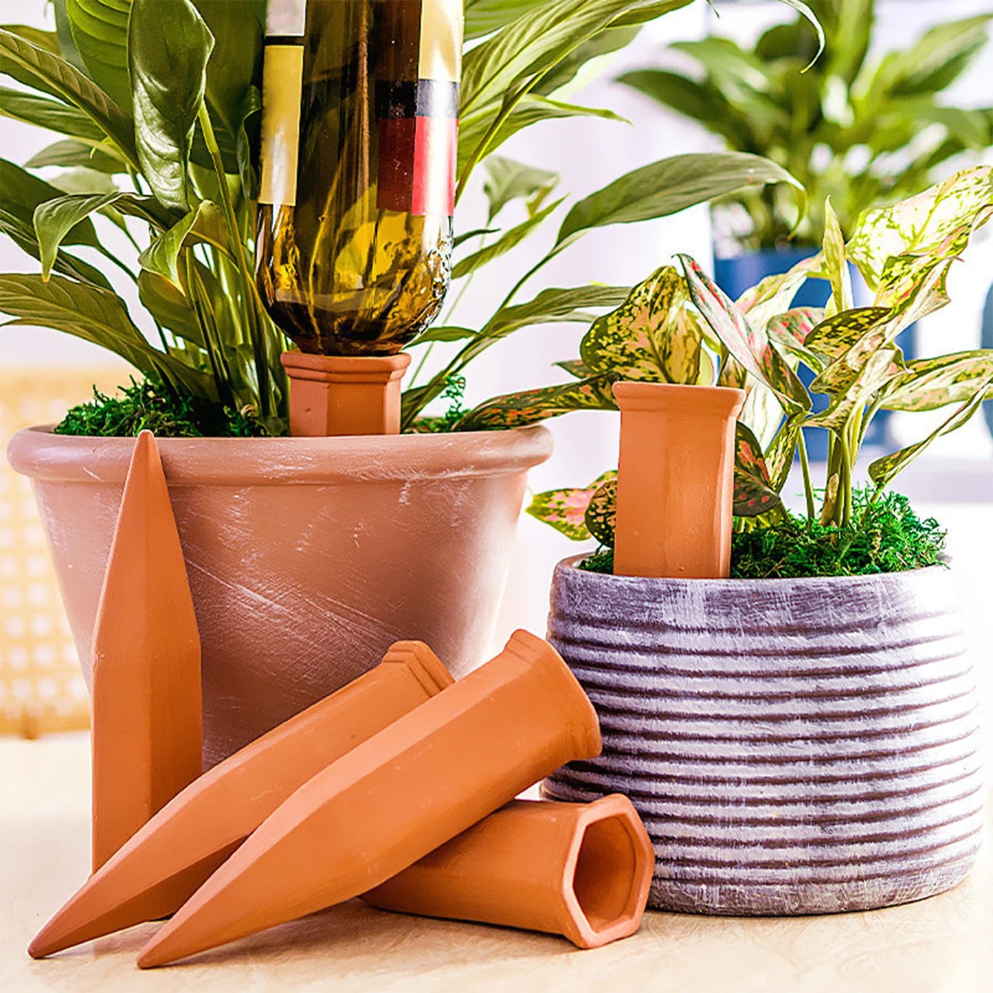 4Pcs Plant Watering Spikes Terracotta Multifunctional 150ml Plant Watering Devices for Devices Indoor Garden Vacations Outdoor