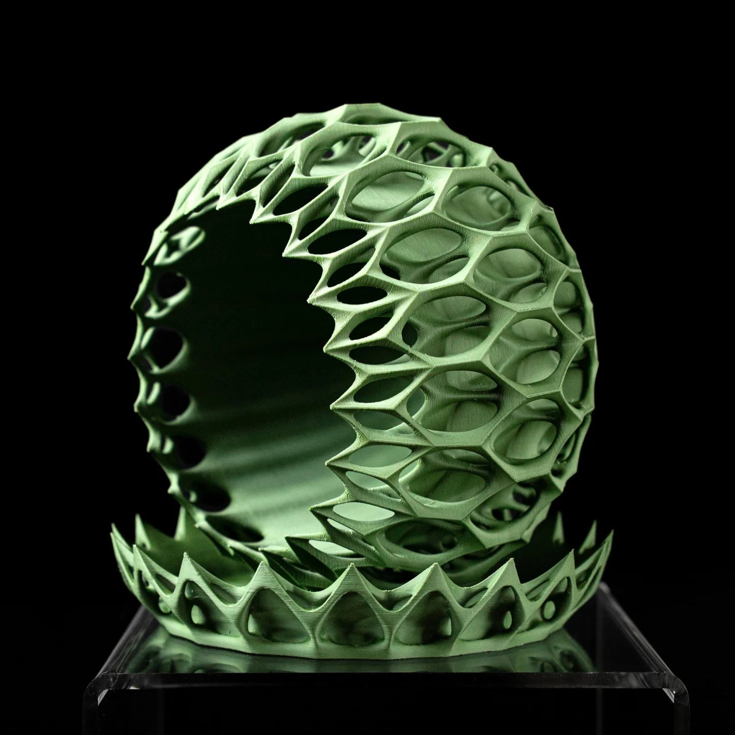 Modern Minimalist 3D Printed Plant Pot – Biodegradable Flower Planter for Home Decor, Eco-Friendly Sustainable Gift (Invader)