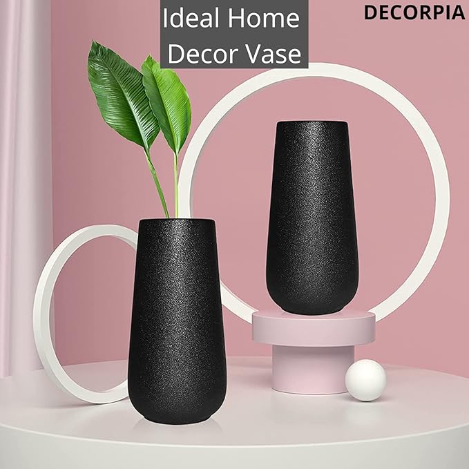 Quality Ceramic Flower Vase - 6 Inches Tall, Black, Pampas Vase for Farmhouse, Modern, Bohemian Home Decor