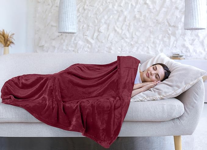 Utopia Bedding Fleece Blanket Queen Size Burgundy 300GSM Luxury Anti-Static Fuzzy Soft Microfiber Bed Blanket (90x90 Inch)