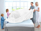 Utopia Bedding Fleece Blanket Queen Size White (90x90 Inches) Ultra Soft Warm Lightweight Microfiber Breathable Anti-Static Cozy Winter Bed Blanket, All-Season Home Decor Gift for Men & Women