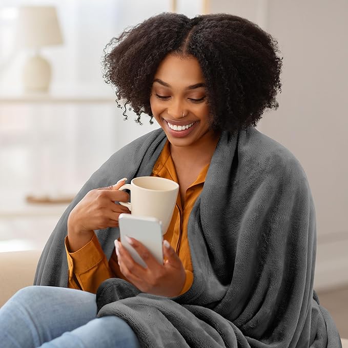 Utopia Bedding Fleece Blanket Twin Size Grey (60x80 Inches) Ultra Soft Warm Lightweight Microfiber Breathable Anti-Static Cozy Winter Bed Blanket, All-Season Home Decor Gift for Men & Women