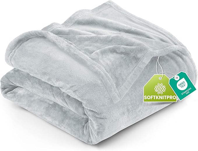 Utopia Bedding Fleece Blanket Twin Size Light Grey (60x80 Inches) Ultra Soft Warm Lightweight Microfiber Breathable Anti-Static Cozy Winter Bed Blanket, All-Season Home Decor Gift for Men & Women