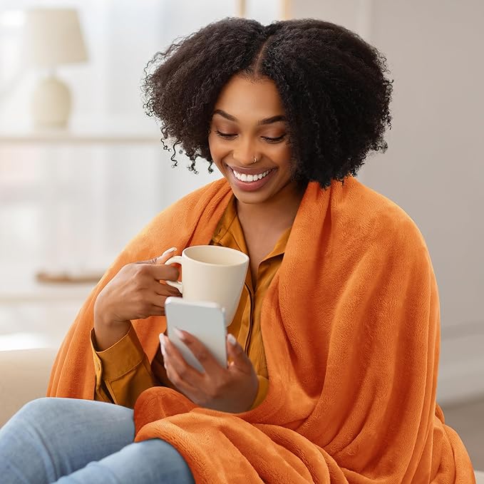 Utopia Bedding Fleece Blanket Queen Size Burnt Orange 300GSM Luxury Fuzzy Soft Anti-Static Microfiber Bed Blanket (90x90 Inch)