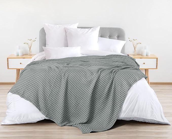 Utopia Bedding Cool Grey 100% Cotton Waffle Blanket 300 GSM [Big - 120x120 Inch] Soft Lightweight Breathable Bed Blanket for All Season