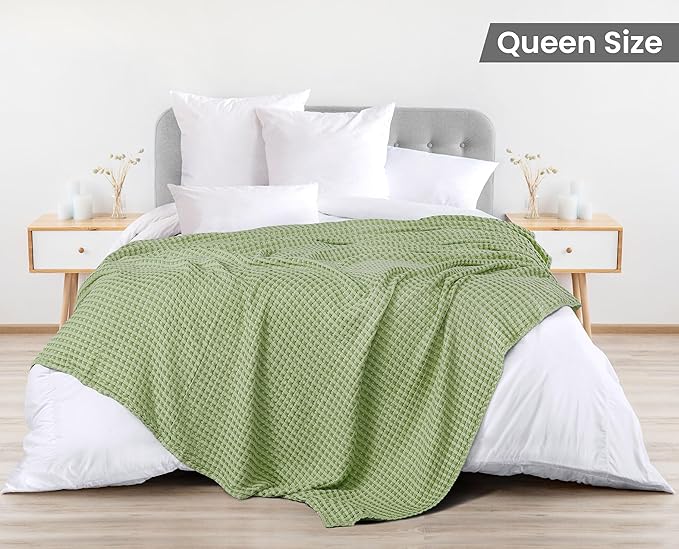 Utopia Bedding Sage Green 100% Cotton Waffle Blanket 300 GSM [Queen - 90x90 Inch] Soft Lightweight Breathable Bed Blanket for All Season