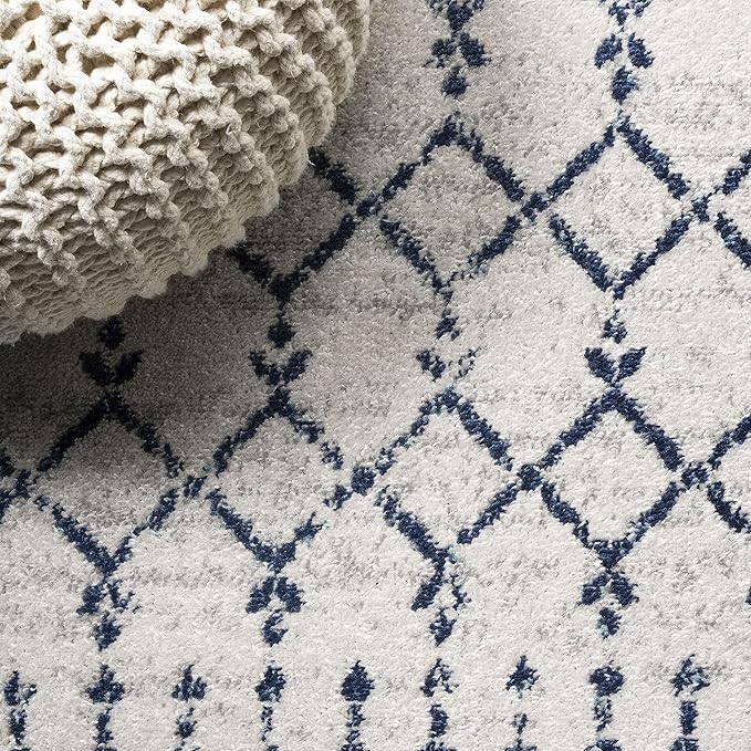 JONATHAN Y Boho Vintage Diamond Cream/Navy Indoor Area Rug 4X6 ft, Moroccan Hype for Living Room, Bedroom, Kitchen, Office, Easy-Cleaning, High Traffic, Pet-Friendly, Non-Shedding (MOH101F-4)