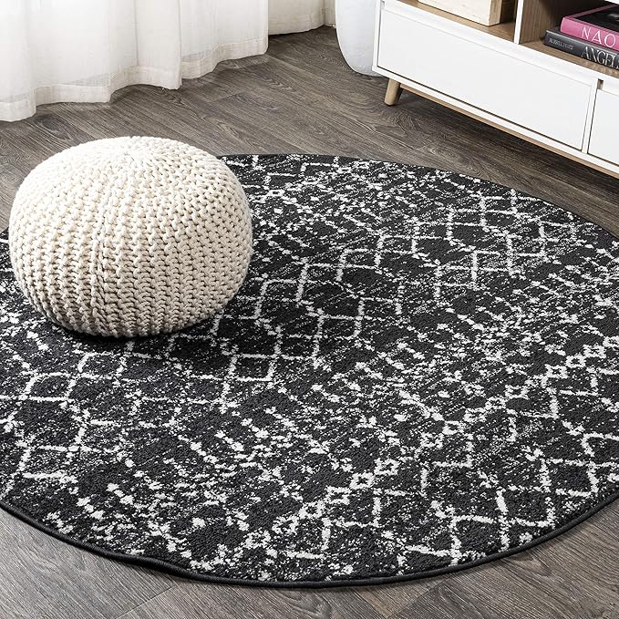 JONATHAN Y Boho Vintage Diamond Black/Ivory Round Area Rug 5 ft, Moroccan Hype for Living Room, Bedroom, Kitchen, Office, Easy-Cleaning, High Traffic, Pet-Friendly, Non-Shedding (MOH101D-5R)