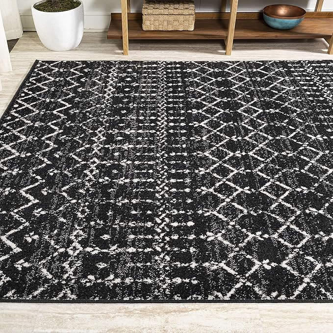 JONATHAN Y Boho Vintage Diamond Black/Ivory Indoor Area Rug 5X8 ft, Moroccan Hype for Living Room, Bedroom, Kitchen, Office, Easy-Cleaning, High Traffic, Pet-Friendly, Non-Shedding (MOH101D-5)