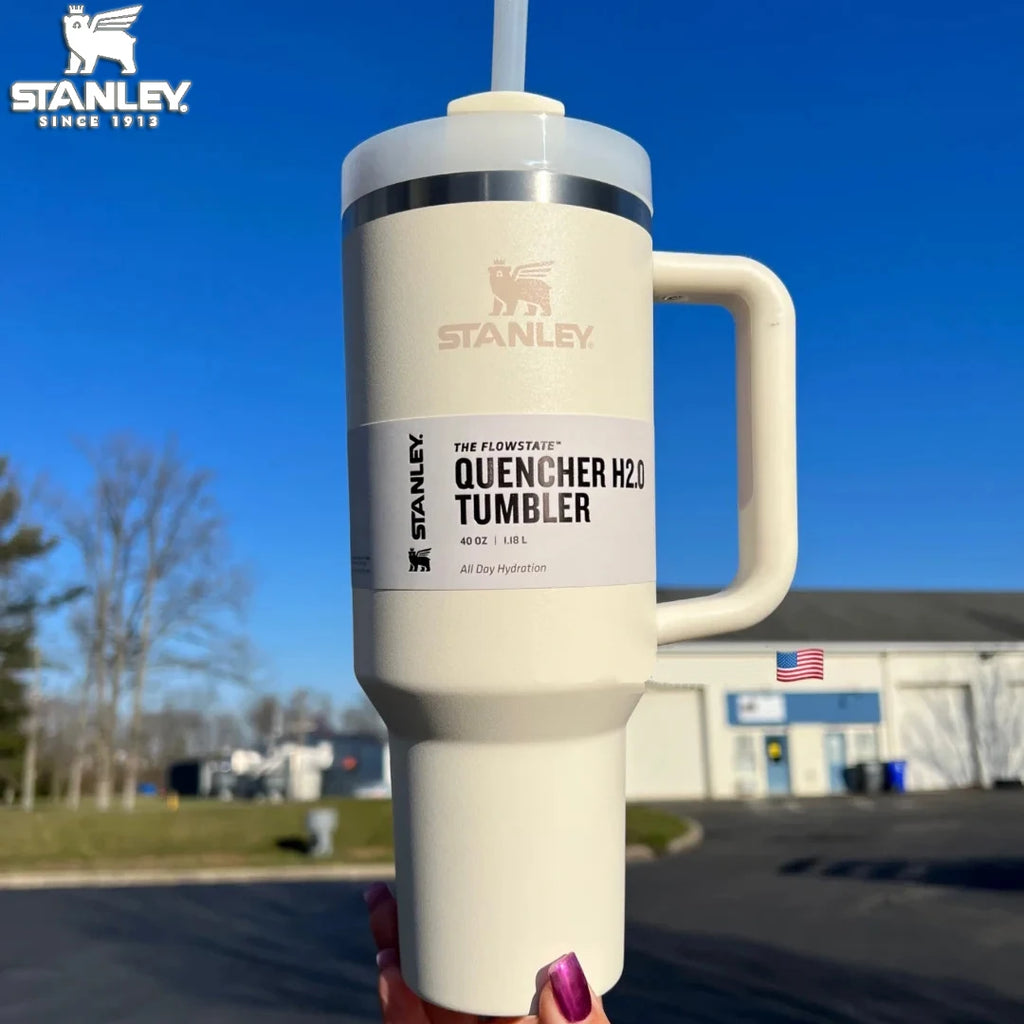 40 oz Stanley Quencher H2.0 Tumbler