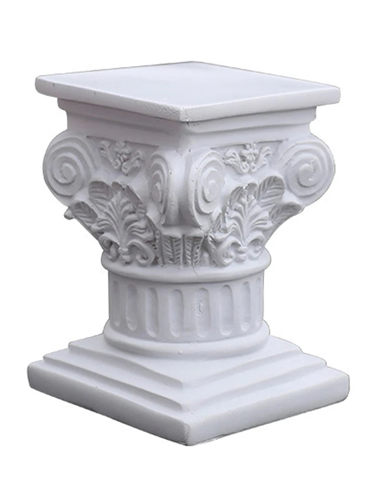 Nordic Roman Pillar Ornament