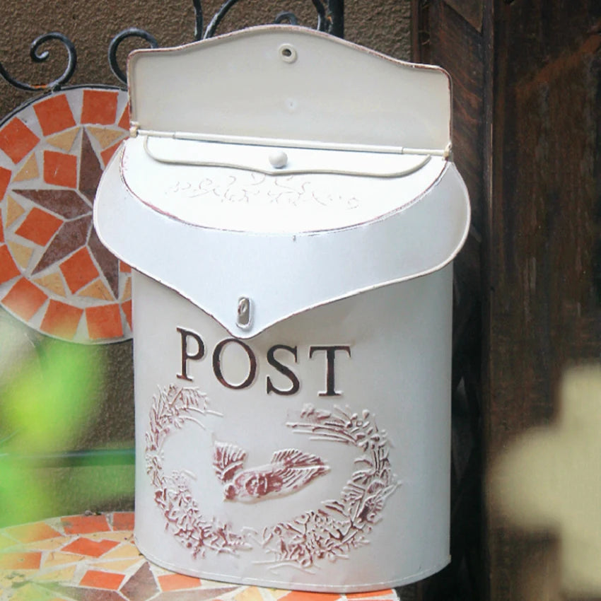1Pc Vintage Courtyard Outdoor Mailbox Decoration Crafts, Garden Suggestion Mailboxes Handmade Hanging Post Box Home Ornaments