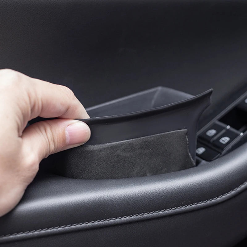 Door Handle Container Holder Door Armrest Storage Barrel Box for Mazda 3 Axela BP Accessories 2020 2021 2022 2023