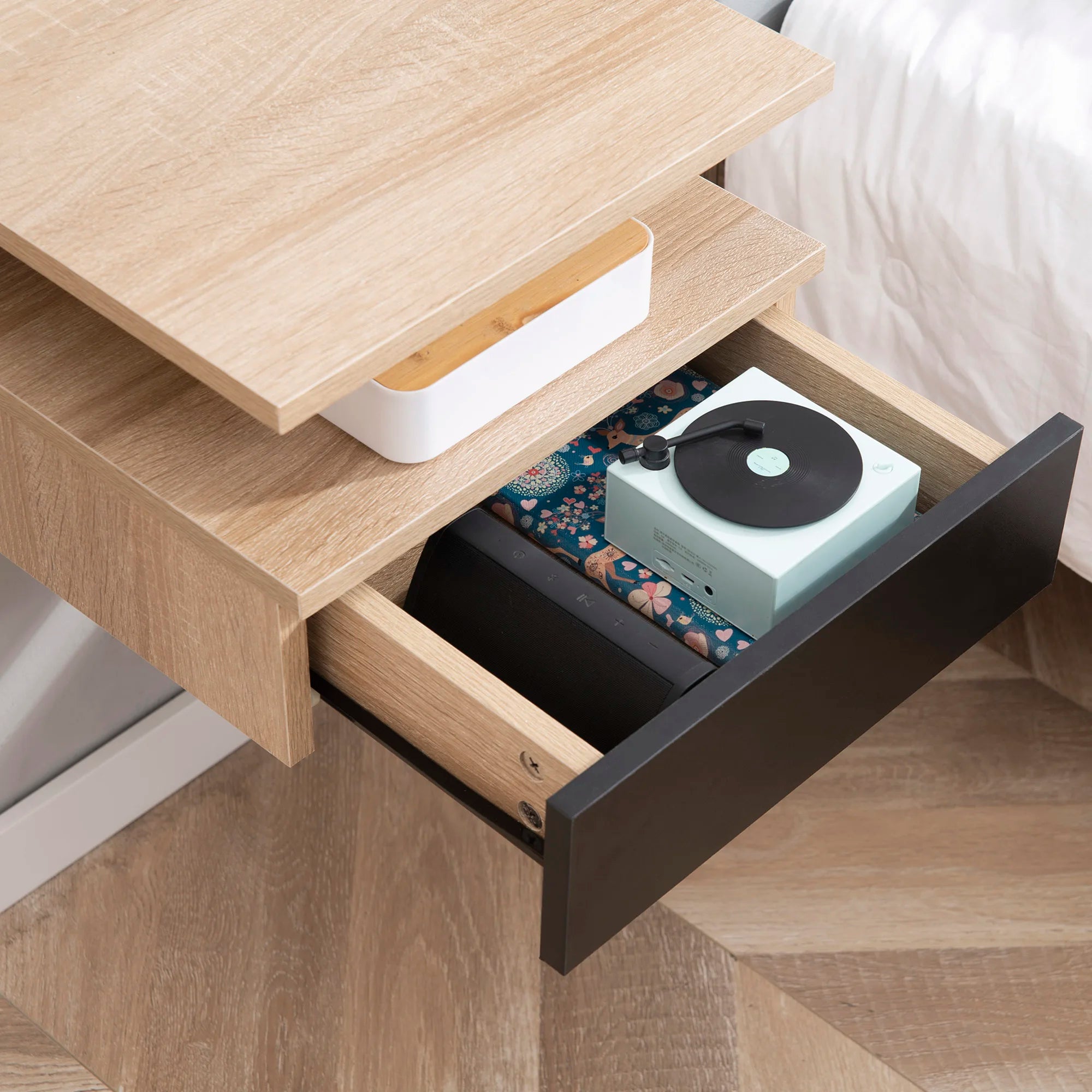 Homcom Set of 2 Floating Nightstands with 1 Drawer and Shelf 35X32X22.5 cm