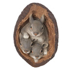 Squirrel Tree Hugger Yard Art Outdoor Tree Hole Statues Tree Face Decor Novelty Garden Decoration Outdoor Yard Art Sculpture