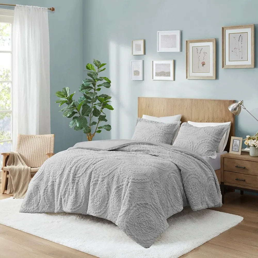 King/Cal King Embroidered Medallion Faux Fur Ultra Plush Comforter Mini Set
