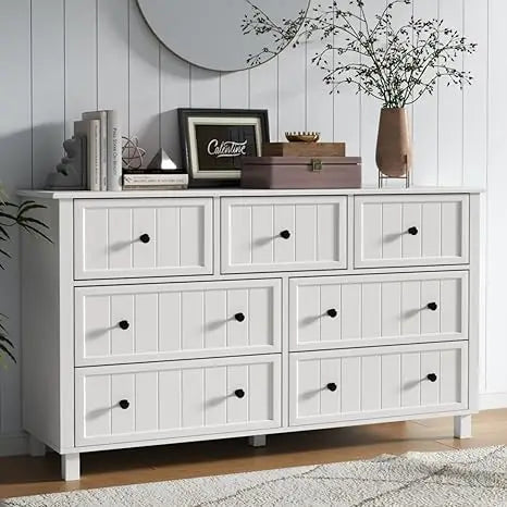 Farmhouse 7 Drawers Dresser for Bedroom, White Dresser Chest of Drawers, Wood Storage Dressers with Deep Drawers and Metal Handl