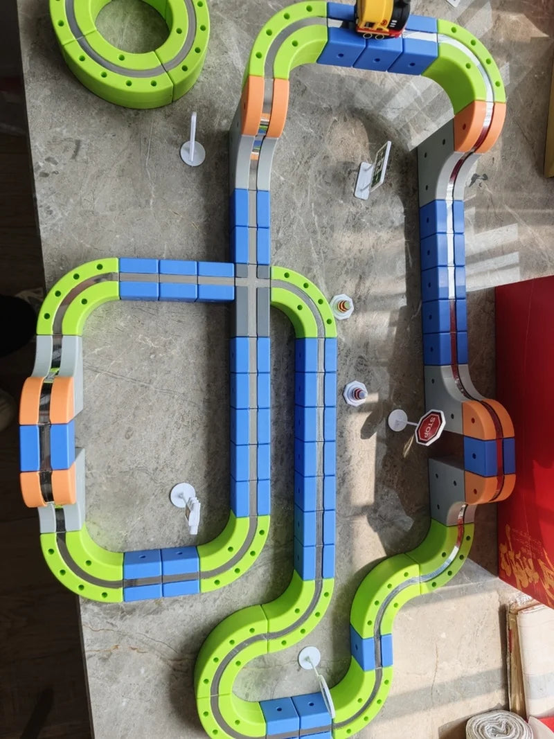 Children'S Versatile Magnetic Attraction Magnetic Block Track Electric Small Train Magnetic Car Car Railtrack Set Toy Kids Gifts
