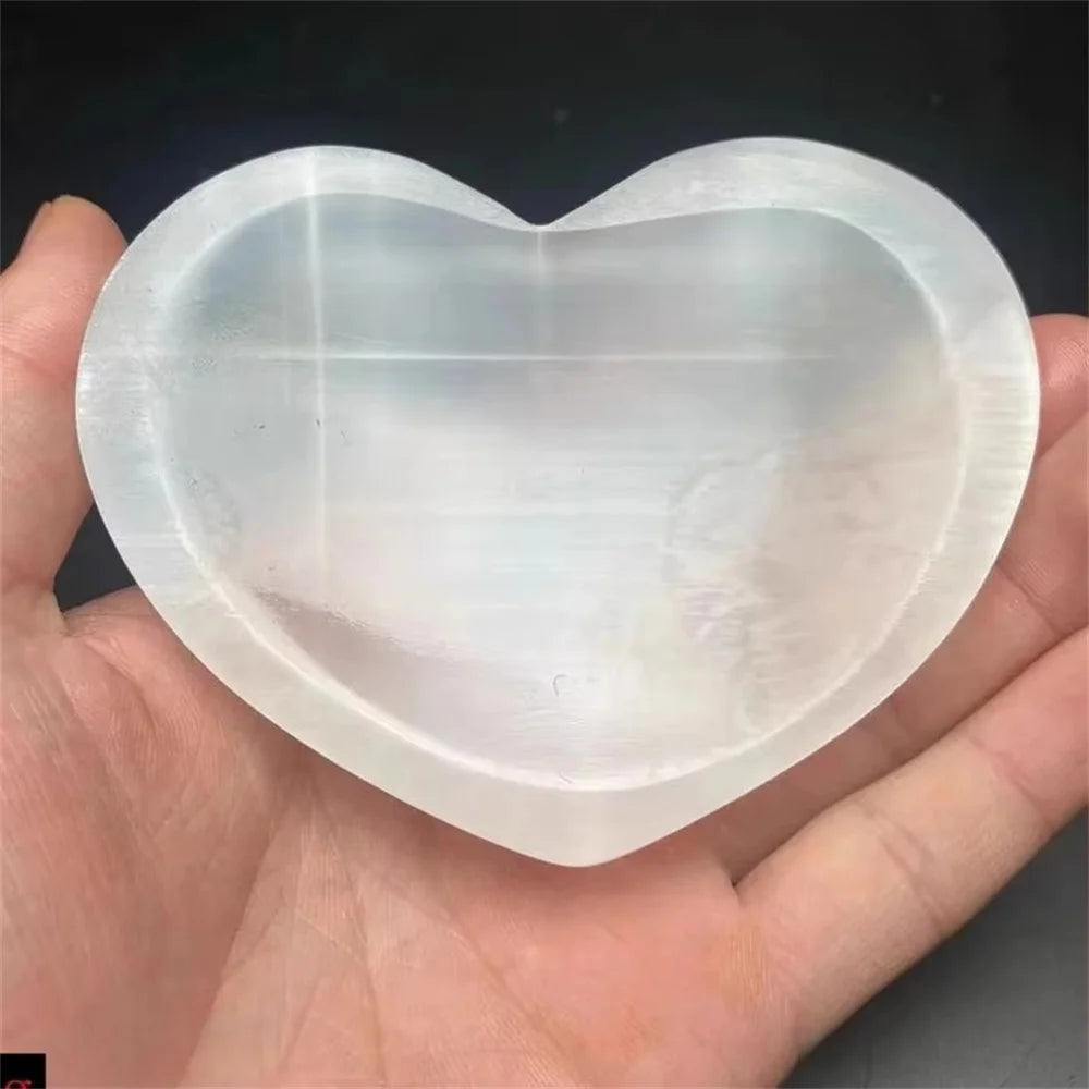 40-140g Natural Selenite Crystal Heart Shape Bowl White Gypsum Coaster Energy Power Minerals Specimen Healing Home Decoration