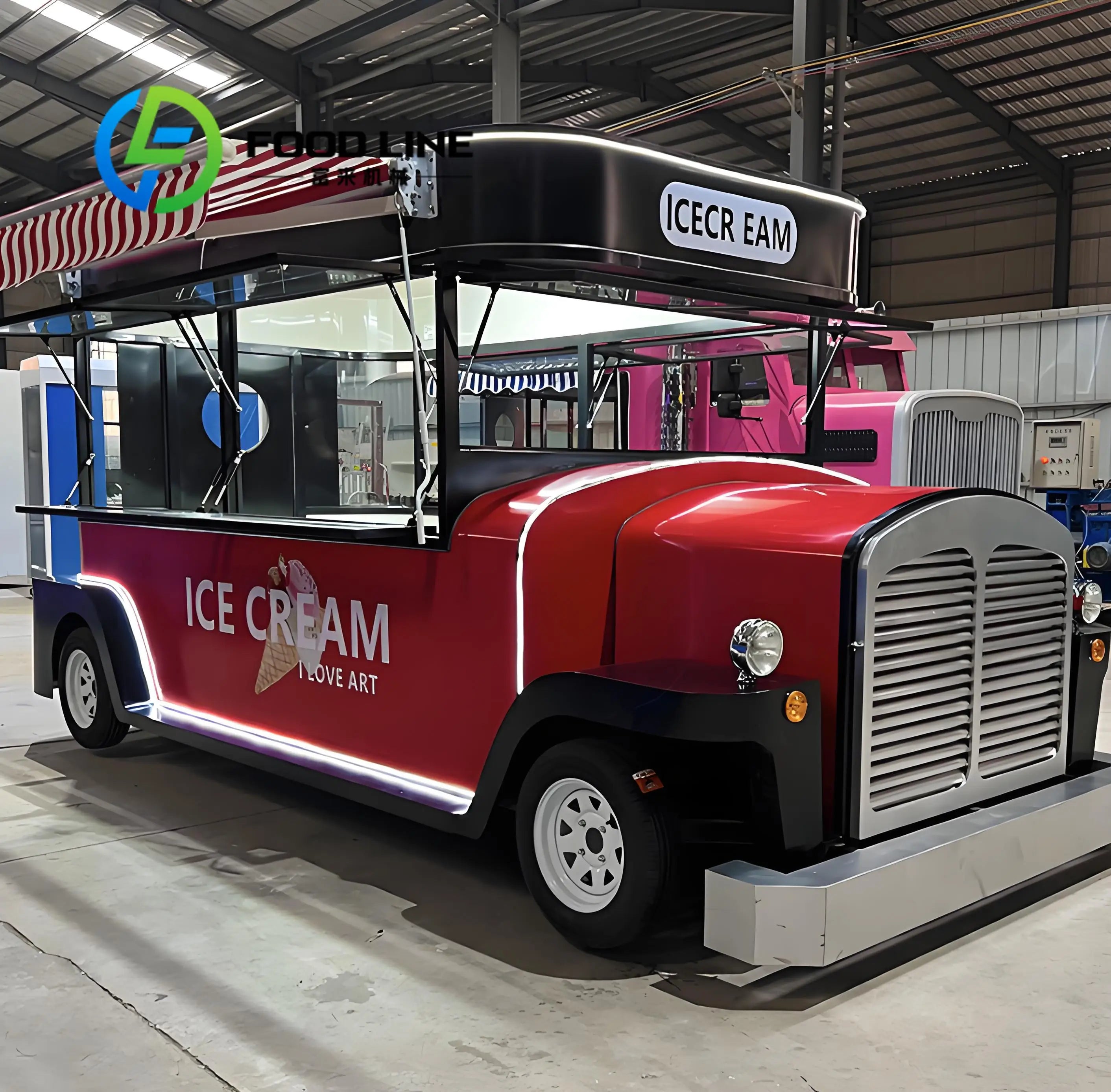 Hot Selling Customized Outdoor Mobile Kitchen Fast Food Restaurant Street Food Truck with Cooking Equipment