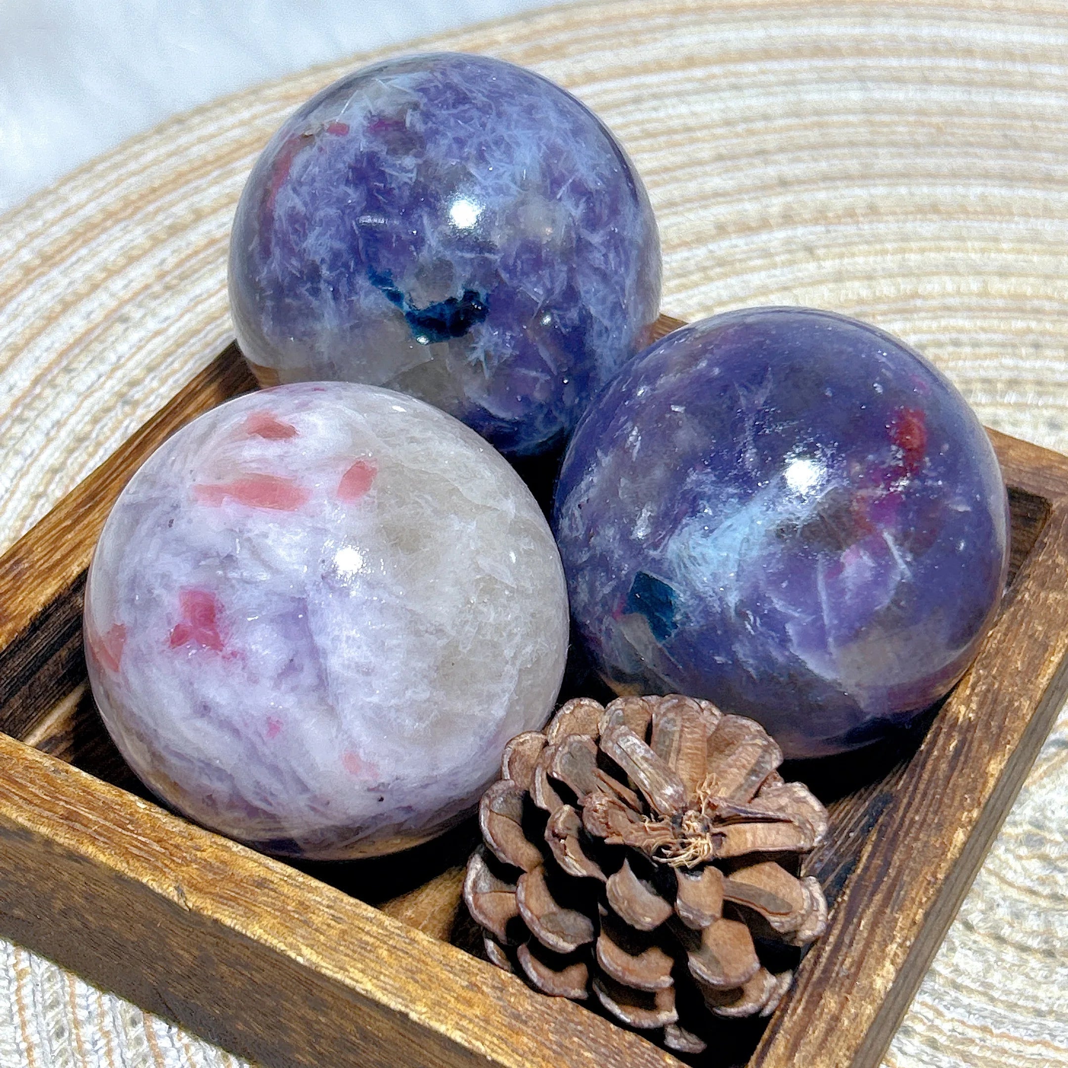 Healing Natural Crystals Unicorn Stone Pink Tourmaline Sphere Polished Gemstones Ball Home Decorations Room Decor Gift