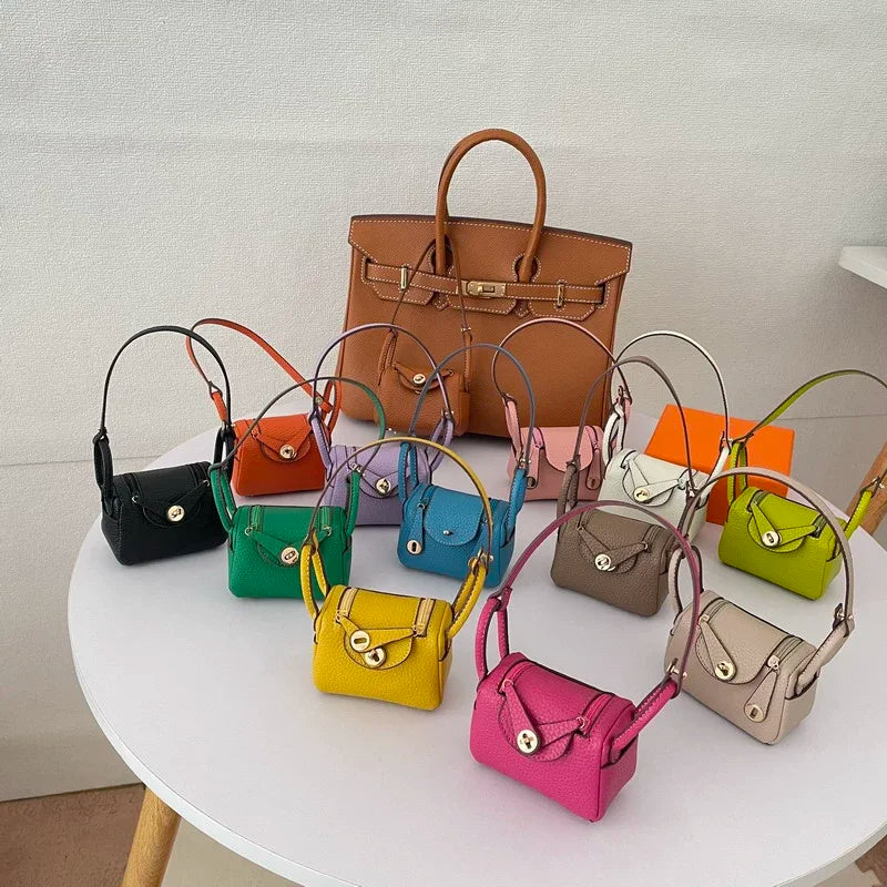 Classic Solid Color Mini Bag Advanced Bluetooth Earphones Storage Bag Change Cart Creative Keychain Decoration Lightweight