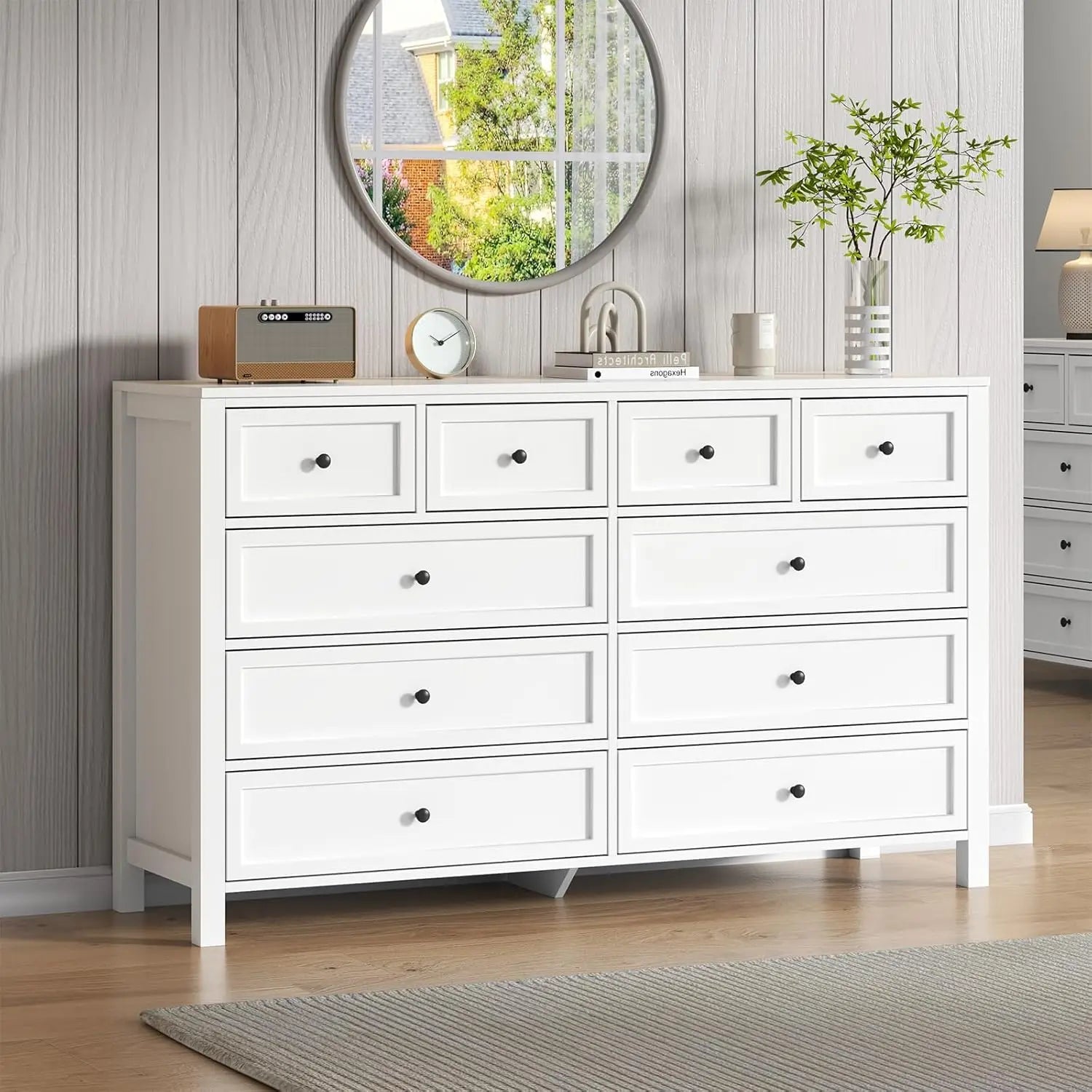 Farmhouse 7 Drawers Dresser for Bedroom, White Dresser Chest of Drawers, Wood Storage Dressers with Deep Drawers and Metal Handl
