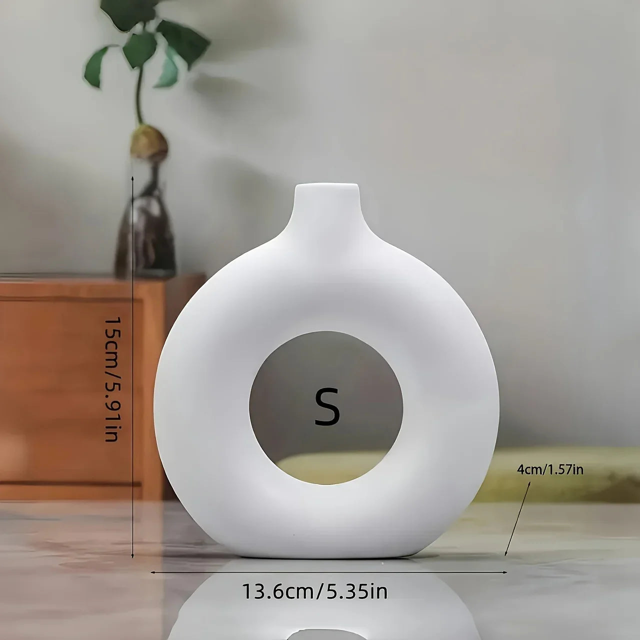 Bohemian Round Plastic Vase for Home and Living Room Decoration,Floral Arrangements and Table,Light Luxury Decoration White pot