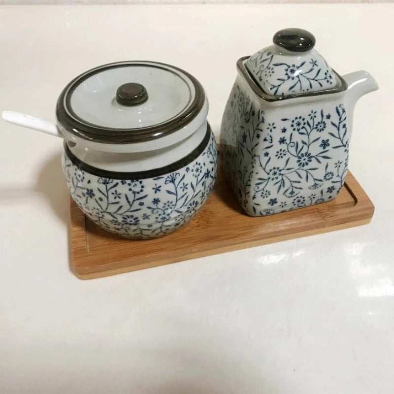 Modern Kitchen Condiment Storage Set Household Chopstick Holder Unique Oil Dispenser Dining Table Organization