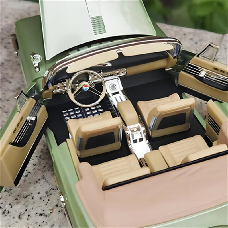 1:18 Chryslers 300FC 1960 Alloy Sports Car Model Diecast Metal Classic Retro Vehicles Car Model Simulation Collection Kids Gifts