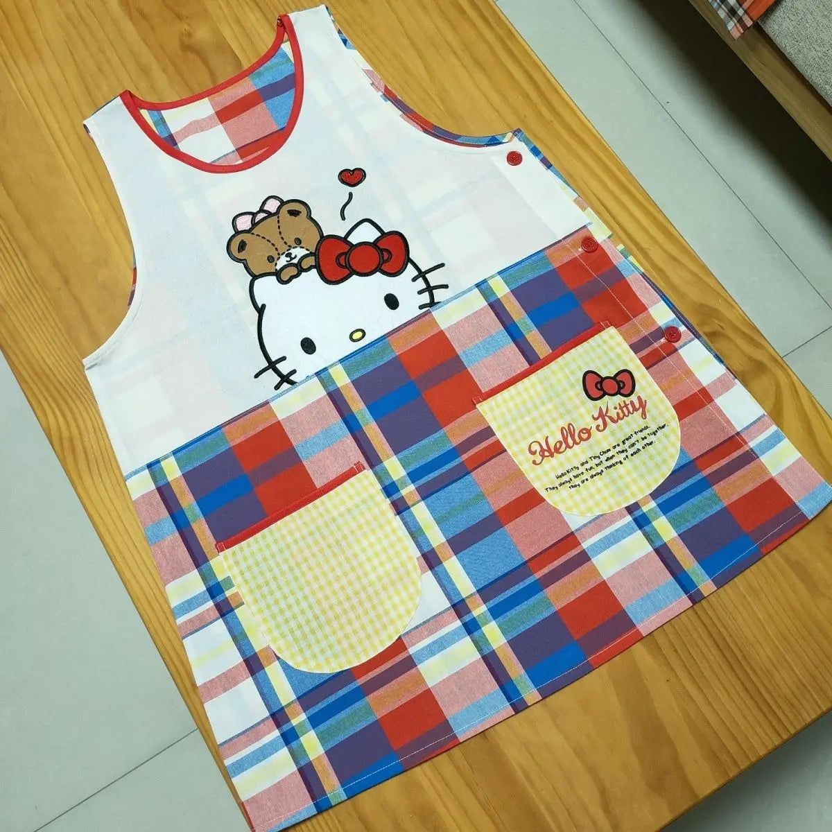 Miniso Hello Kitty Polyester Cotton Adult Apron Women Men Household Kitchen Product Avental De Cozinha Delantal Cocina