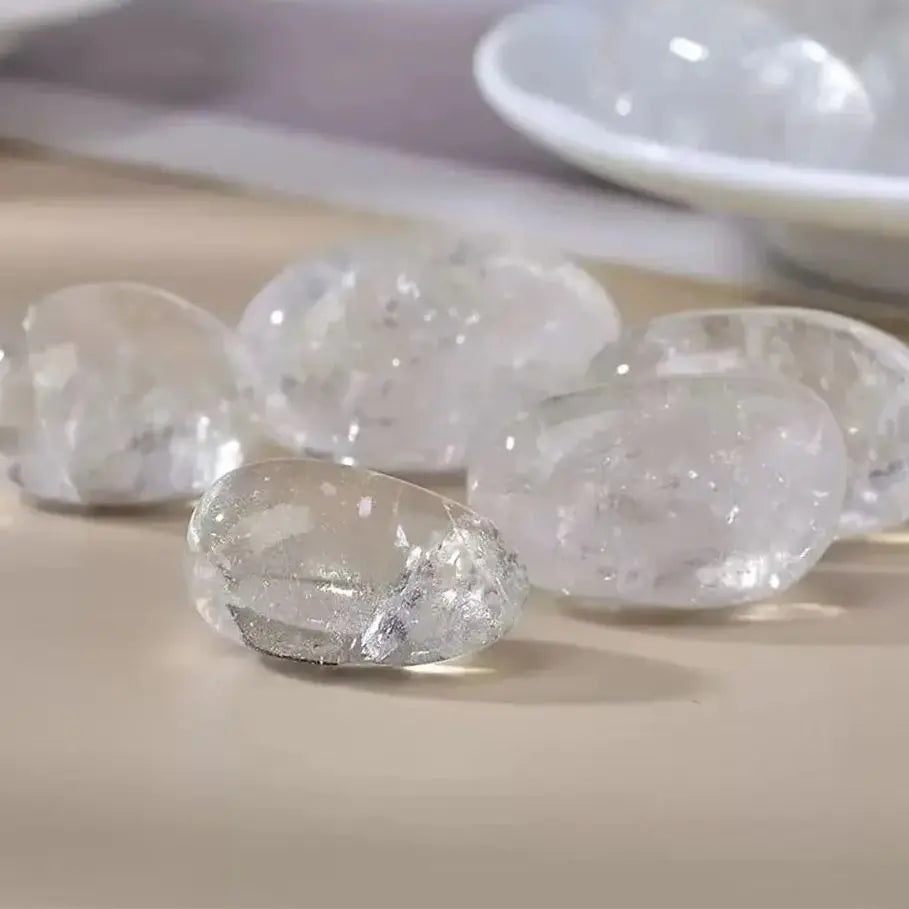 Natural Polishing White Rolling Crystal Stone  Gravel Rock Quartz Raw Gemstone Mineral Specimen Decoration Energy Stone