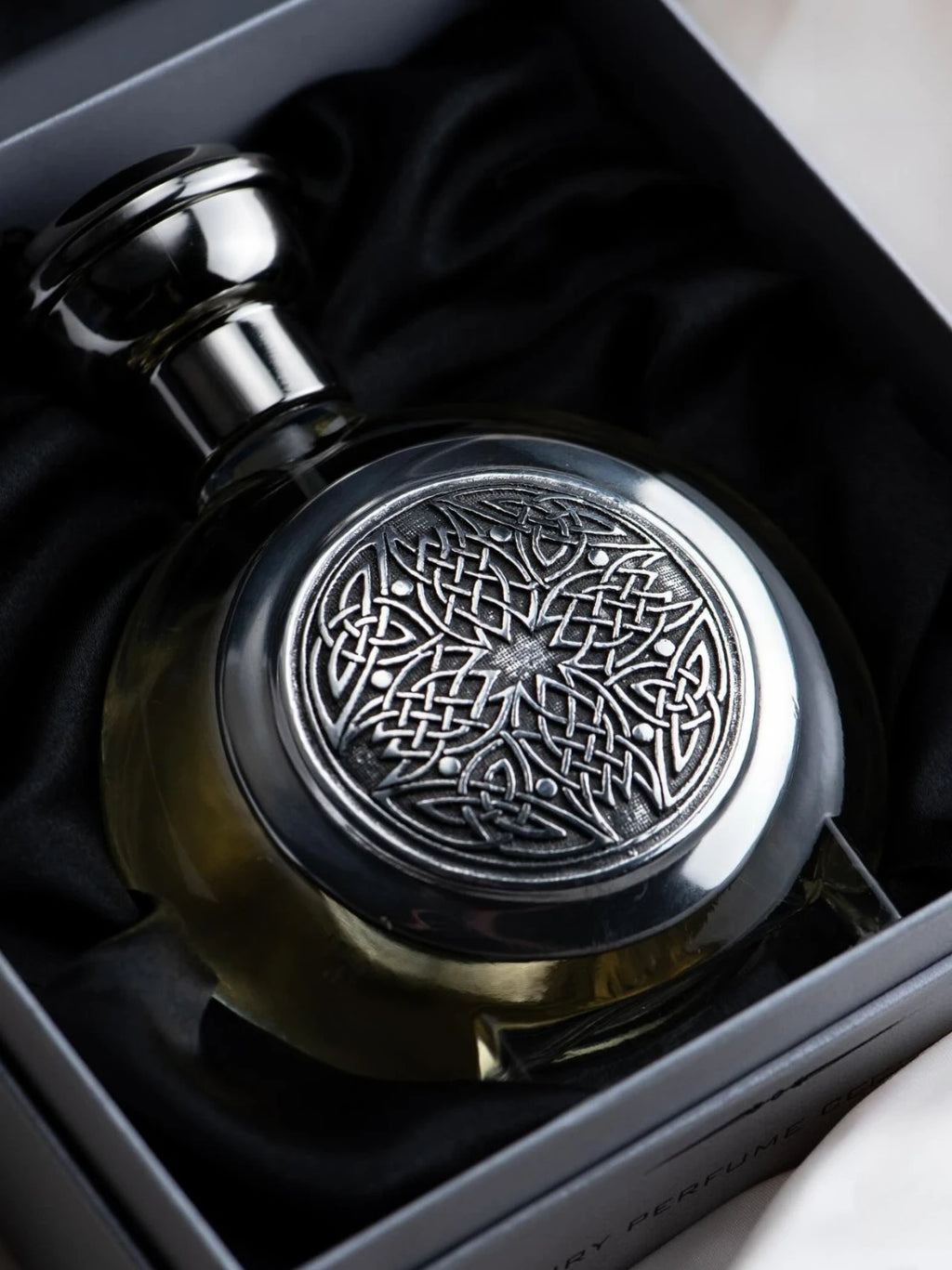 Romantic Perfume Best-Selling Sandalwood Flower Oud Temptation Scent Perfume Men Woody Best-Seller Cologne For Men