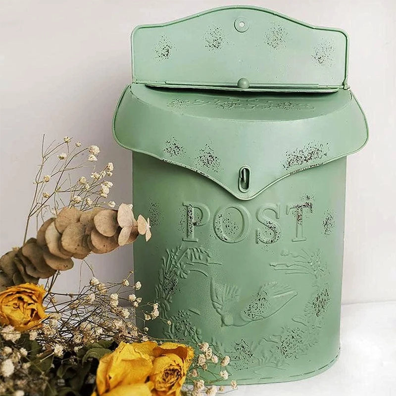 Rustic Free Standing Outdoor Wall Mount Mailbox Vintage Metal Wrought Iron Mail Boxes Retro Postbox for Garden Residential Decor