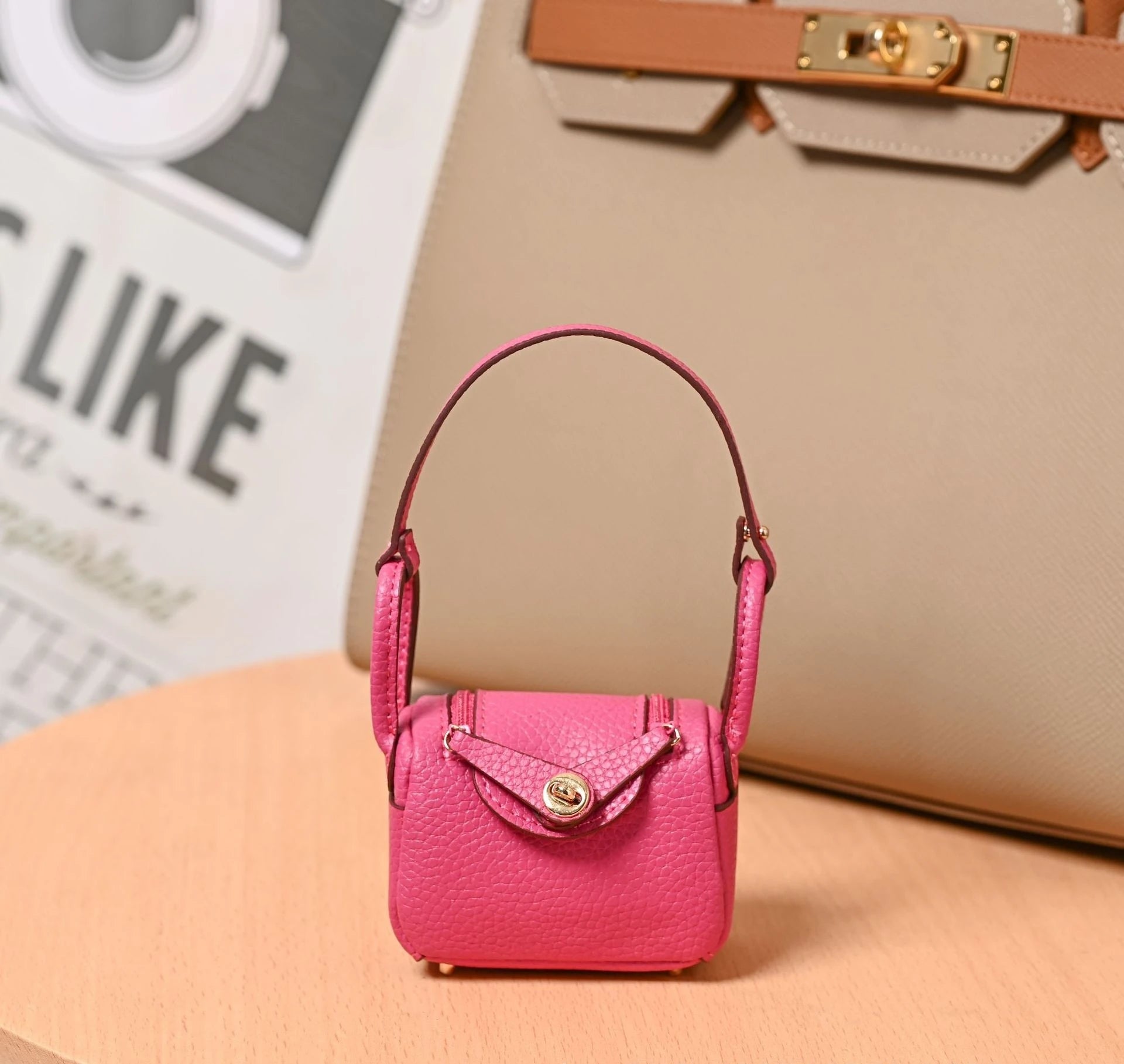 Classic Solid Color Mini Bag Advanced Bluetooth Earphones Storage Bag Change Cart Creative Keychain Decoration Lightweight