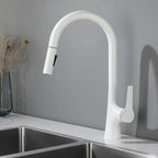 Brushed Gold Pull Out Kitchen Faucet Deck Mounted Stream Sprayer Hot and Cold Water Wash Sink Mixer Tap Brass 360 Rotation Crane