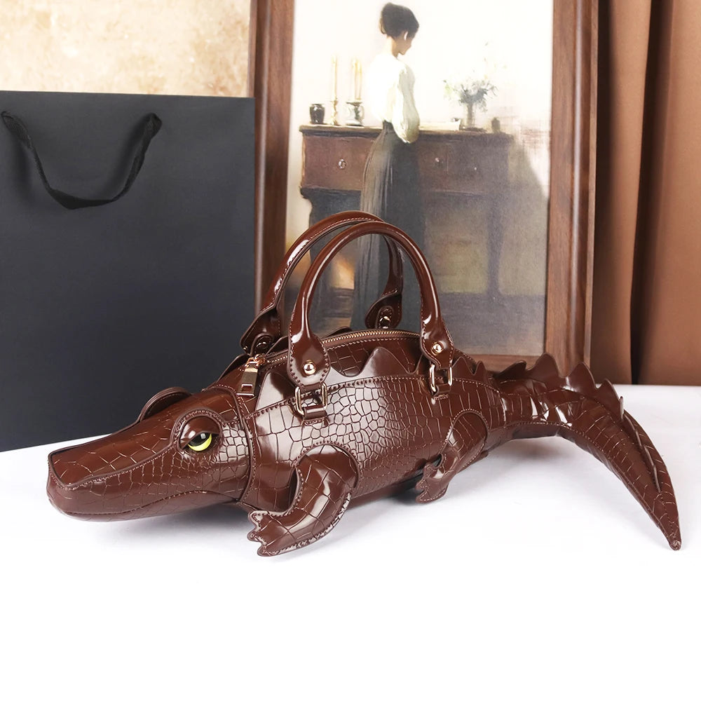 The 2025 new style crocodile bag is a creative and funny three-dimensional crocodile bag for the opposite sex