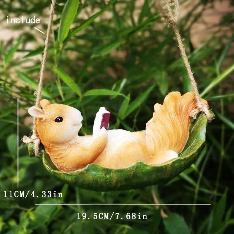 1pc Creative Climbing Rope Squirrel Figurine - Perfect forGarden & Outdoor Decoration!